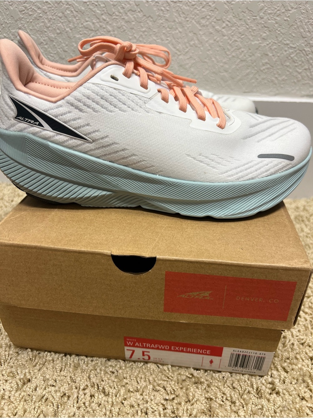 Altra Women White Peach Lace-Up Running Shoes with Light Blue Midsole